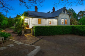 Plynlimmon-1860 Heritage Cottage & Private Room 50m from Heritage Cottage
